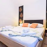 Appartement Kostijal *