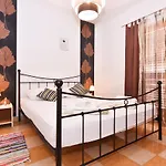 Kostijal Appartement *