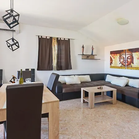 Kostijal Ζαντάρ