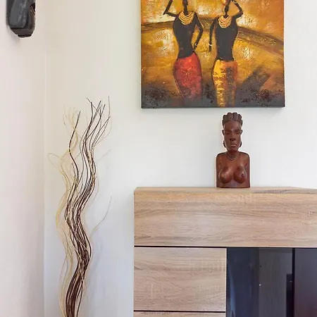 Kostijal Apartment *