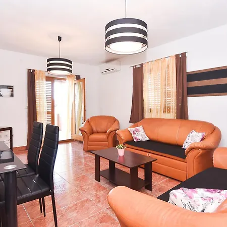 Kostijal Διαμέρισμα